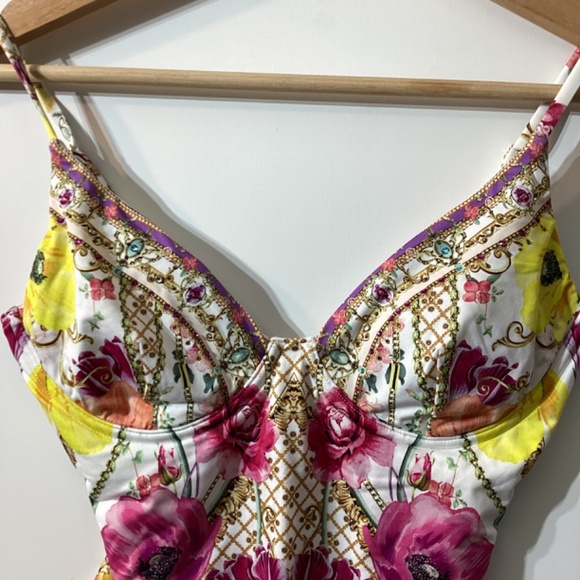 Camilla Floral One-Piece Swimsuit‎ Size 4 NWT - Picture 8 of 16